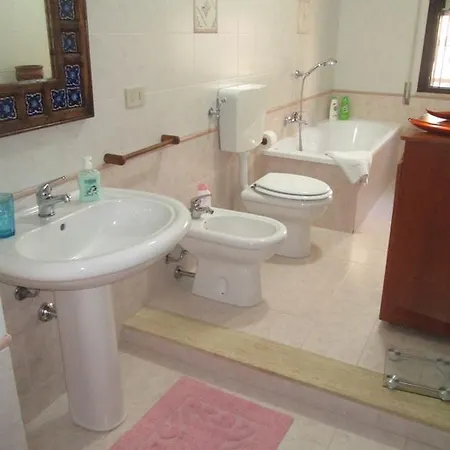Casa Vacanza Calarossa *